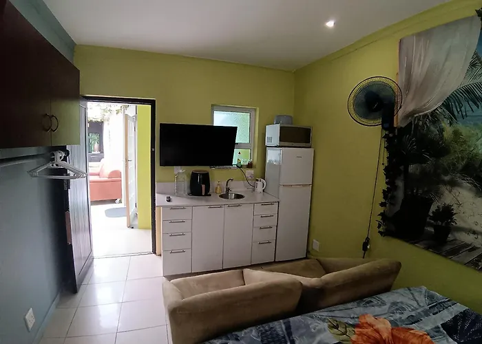 Jacuzzi hotel: Gaia Hydro-Spa And Guest House