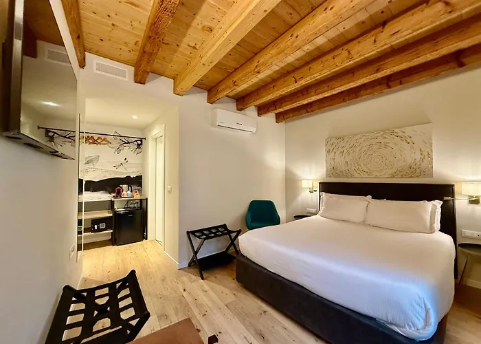 Malvezzi24 Boutique Rooms