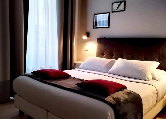 Albergo centrale: Ad Cavour Luxury Rooms - By Ad Roma