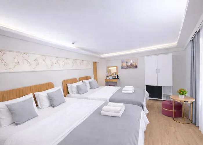 4 star hotel: Ria Suites Boutique Hotel