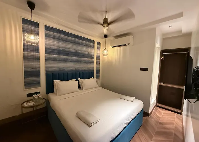 Palm Breeze Hotel - Colaba