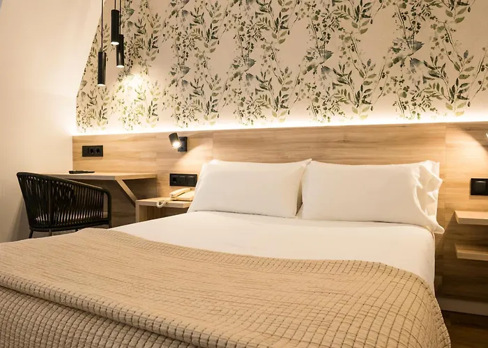 Hotel con vistas: Hotel Piramide