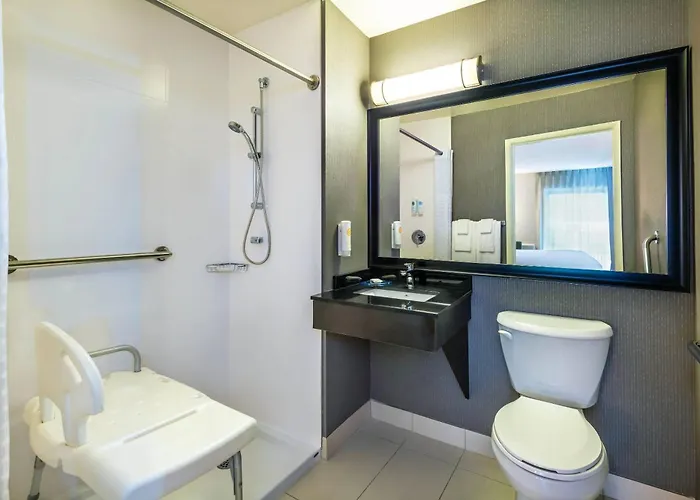 Hotel 3 estrelas: Comfort Inn Airport East