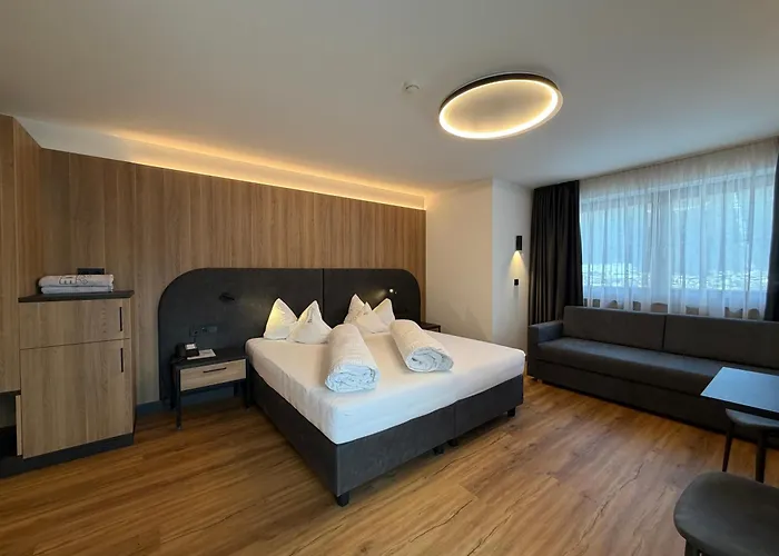 Albergo centrale: Hotel Ronce