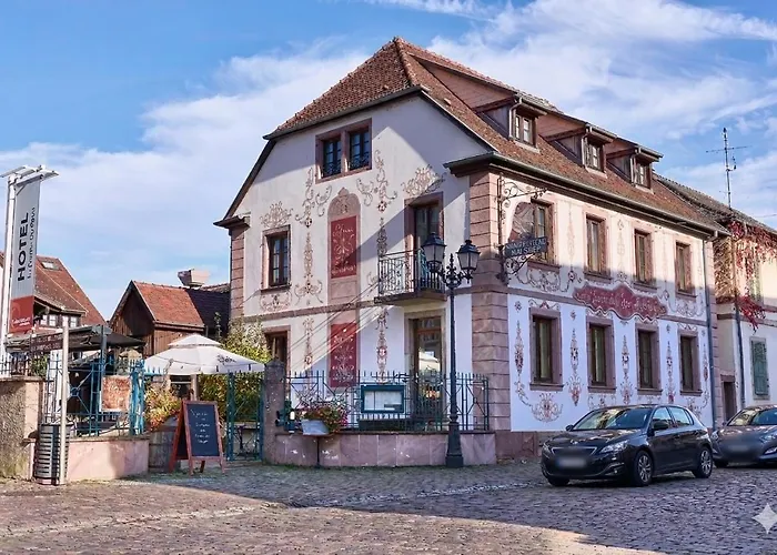 Hôtel 3 étoiles: The Originals Boutique, Hôtel La Ferme du Pape, Eguisheim