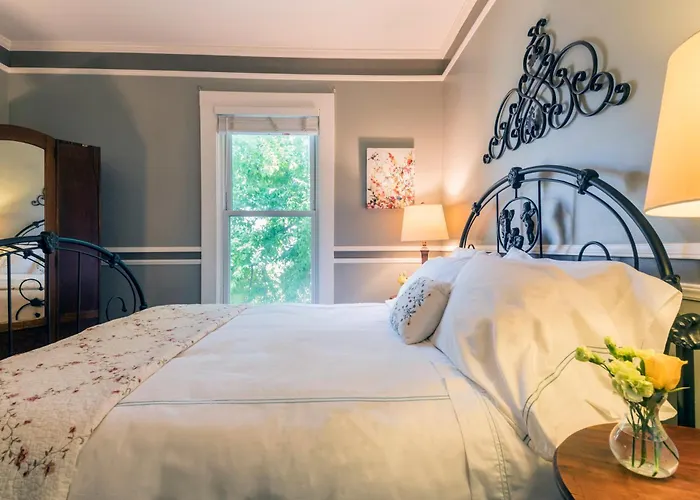 B&B only: Inn St Helena