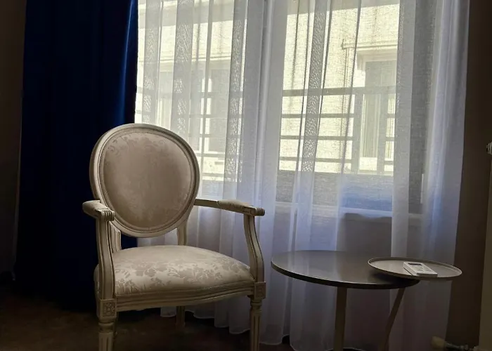 Romantic hotel: Hotel Vip