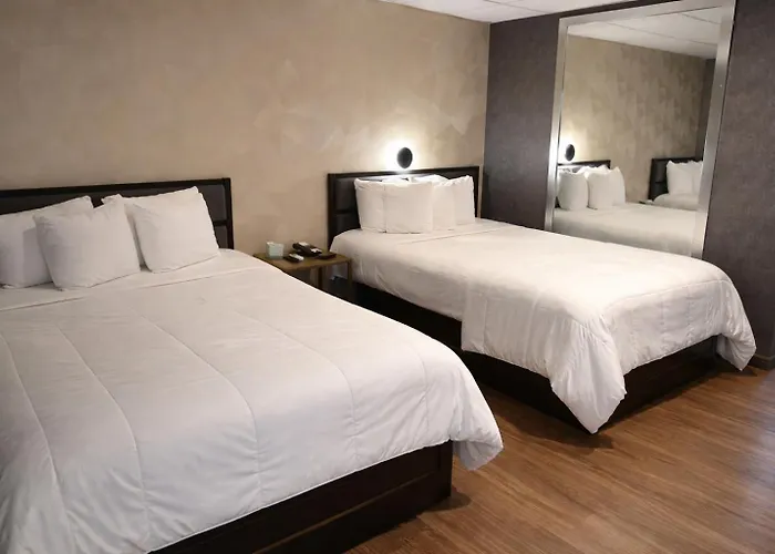 Resort: Cabana Hotel Yankee Stadium