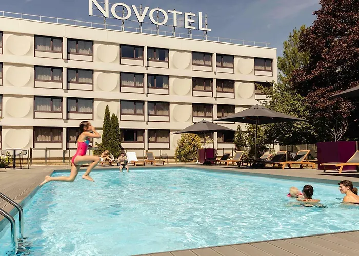 Hotel met zwembad: Novotel Nancy