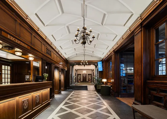 Family Hotel: Grand Hotel Terminus