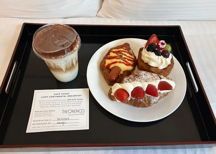 3 star hotel: The Orenco Station Hotel