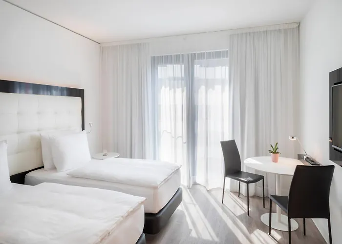Romantic hotel: Innside By Melia Frankfurt Ostend