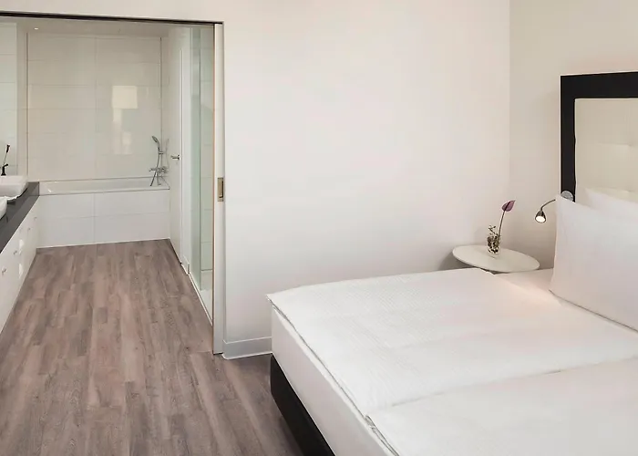 Romantic hotel: Innside By Melia Frankfurt Ostend