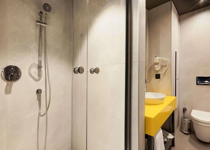 5 star hotel: Ibis Styles Istanbul Merter