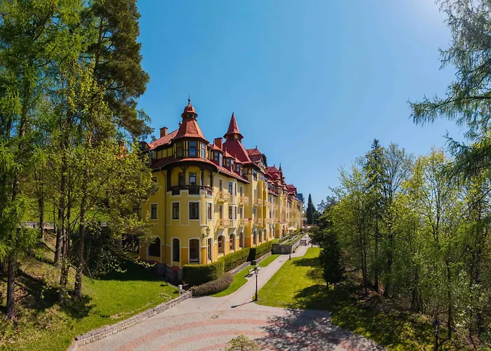 Hotel with pool: Grand Hotel Praha
