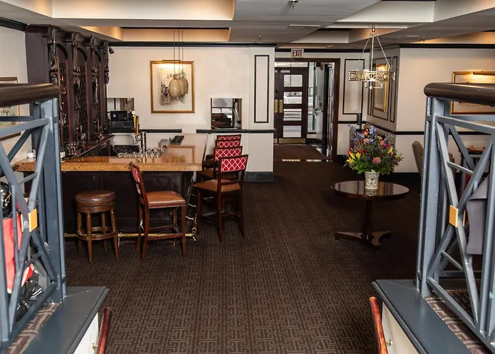 Family Hotel: Dunhill Hotel