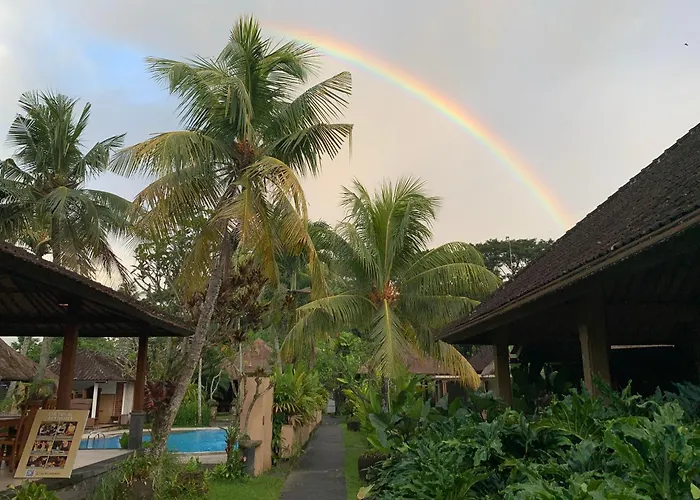 Self catering: Saren Indah Hotel