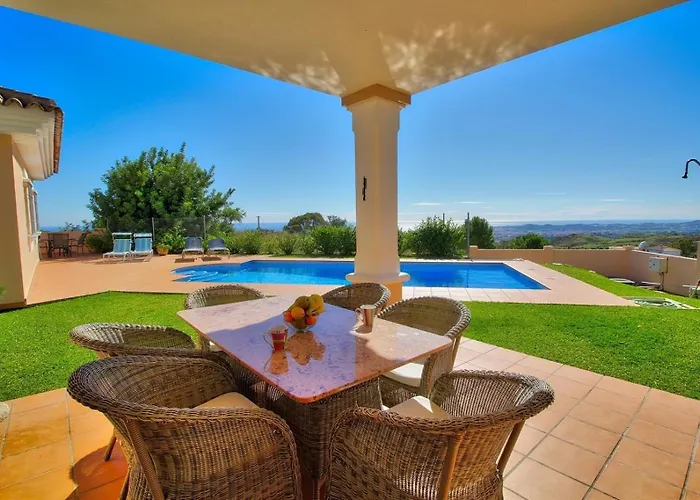 Chalet: Luxurius Villa With Private Pool