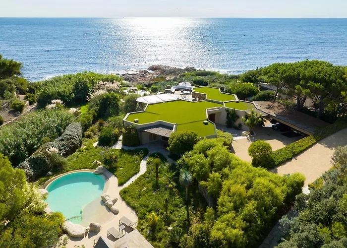 Hôtel de plage: Villa in Gated Community of Hotel La Réserve