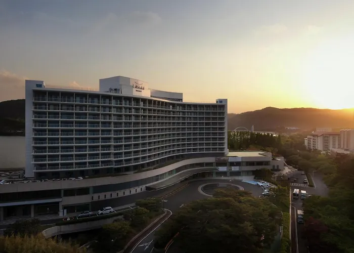 Luxury hotel only: Lahan Select Gyeongju