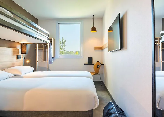 Ibis Budget Paris Porte De La Chapelle - Arena