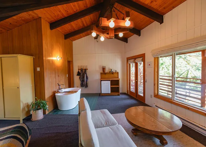 Family Hotel: Captain Whidbey