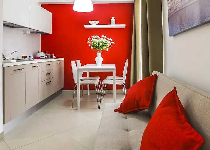 Hotel 4 stelle: Finestre D'Occidente