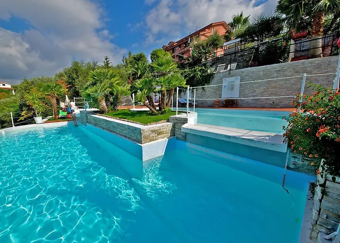 Hotel 3 stelle: Villa Giada Resort