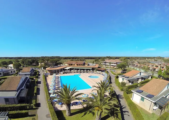 Hotel con tennis: Villaggio Turistico La Cecinella