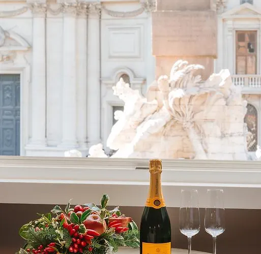 Hotel near College: Rhea Silvia Luxury Navona