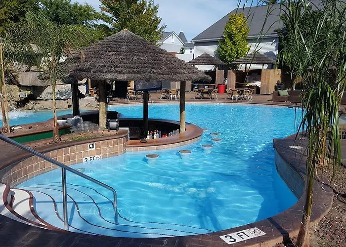 3 star hotel: Commodore Resort