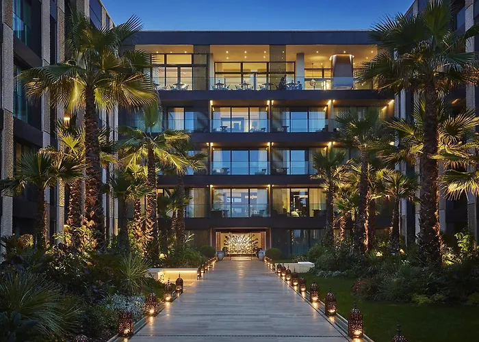 Beach hotel: Four Seasons Hotel Casablanca