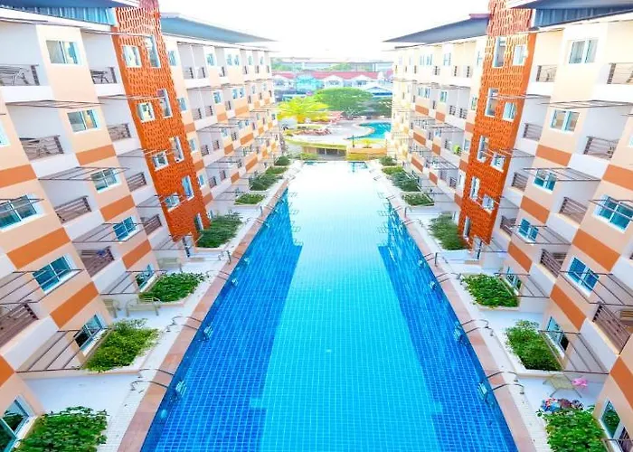 Beach hotel: Andatel Grande Patong Phuket
