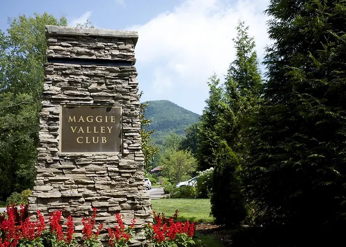 3 star hotel: Peppertree Maggie Valley