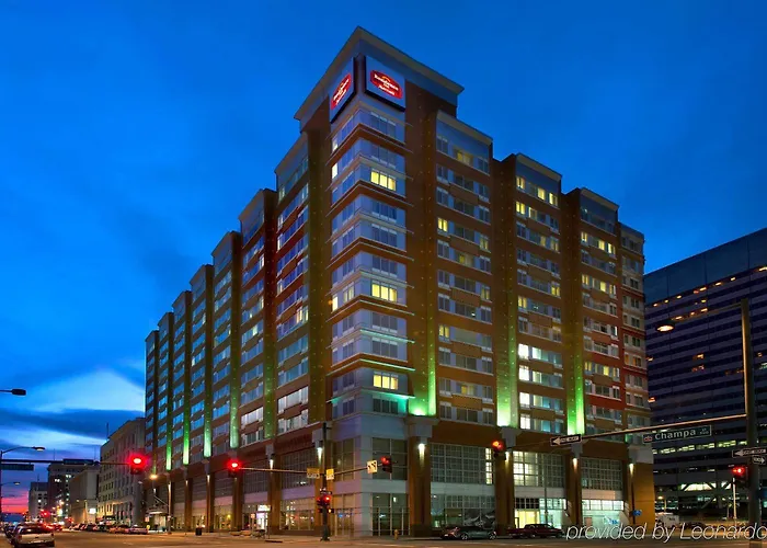 Denver hotels near Downtown Aquarium