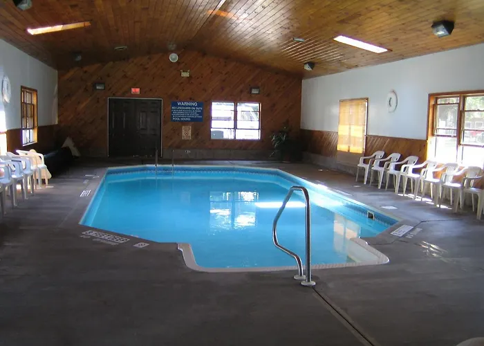 Motel: Villager Motel & Glen Manor Estate