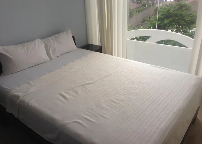 Hostel: Room2Board Hostel And Surf School