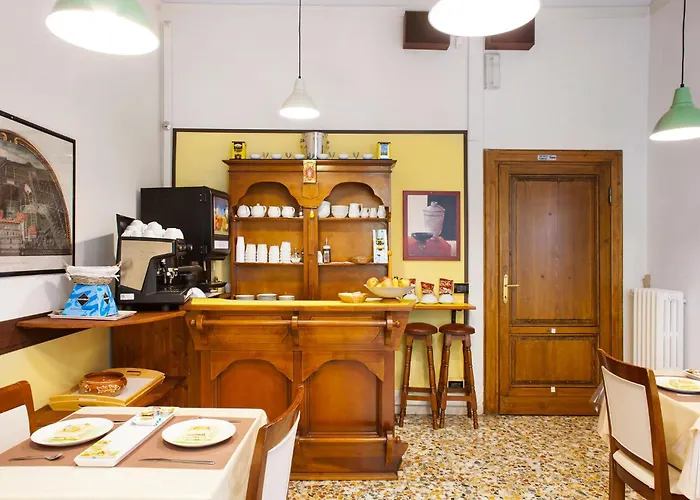 Central hotel: Melody House