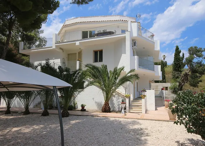 Hotel vicino al College: villa aurora