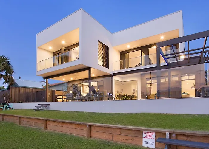 Pool Villa: Jewel Of Broadbeach