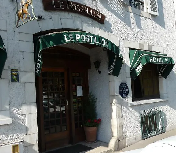 Lourdes Hotels near Pau Pyrenees Airport (PUF)
