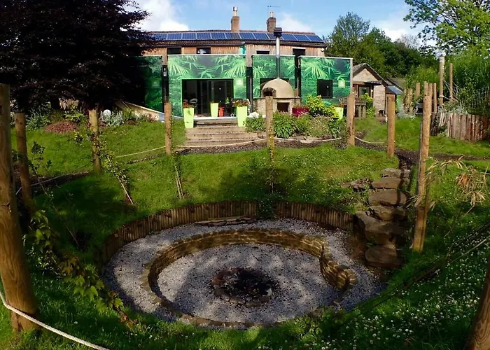 Vacation rental: The Lodge Rooms