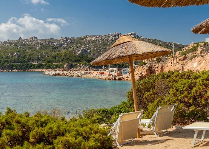Hotel sulla spiaggia: Hotel Cala Lunga