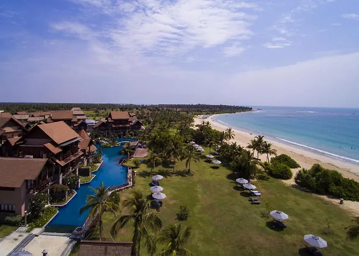 Luxury hotel only: Anantaya Resort And Spa Passikudah