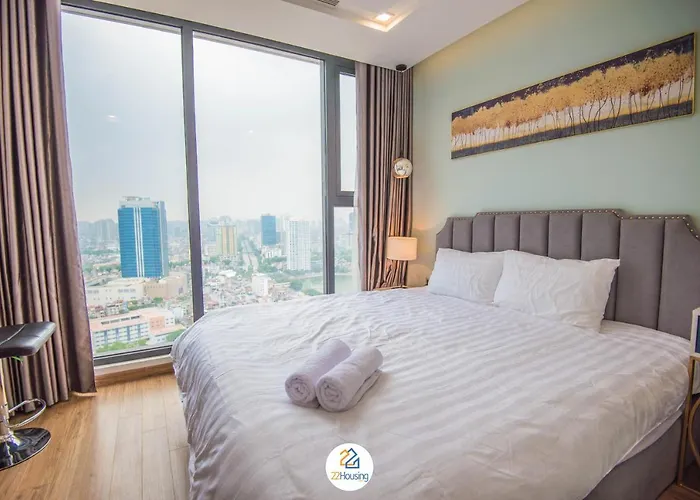 Ping Pong hotel: Vinhomes Metropolis Luxury Hotel & Residence
