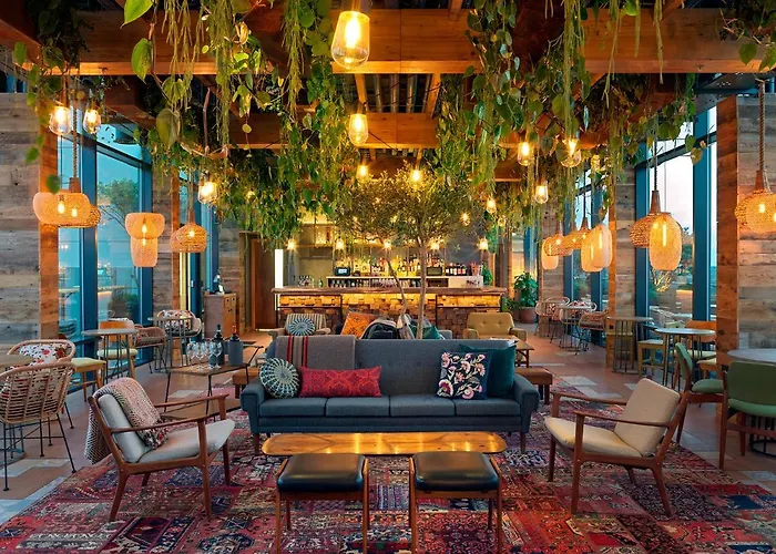 Luxury hotel only: Treehouse Hotel London