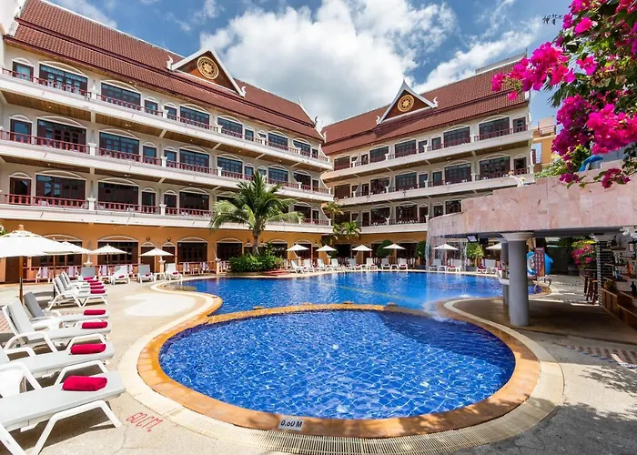 Hotel with view: Tony Resort